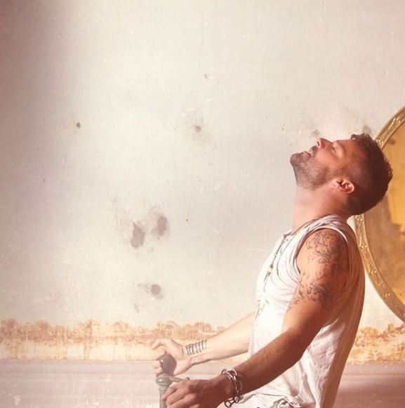 Photo of Ricky Martin lanza su nueva producción ‘Fiebre’
