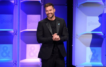 Photo of Ricky Martin es homenajeado por su labor humanitaria