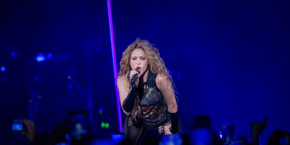 Photo of Shakira deslumbra en el cierre de su gira mundial