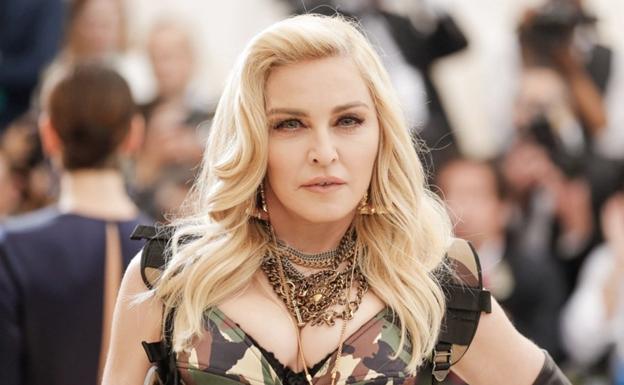 Photo of Madonna presento por primera vez a sus hijos por redes sociales