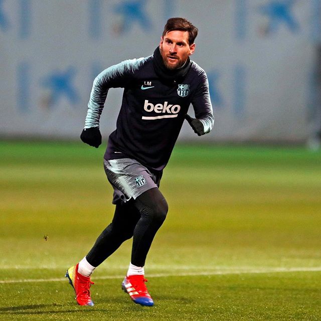 Photo of Leo Messi regala tierna foto a sus fanáticos