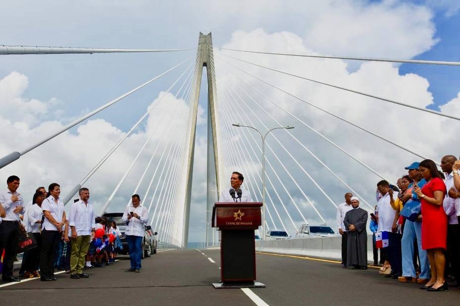 Photo of Panamá inauguro el tercer puente sobre el Canal, convirtiéndose en el más largo del país