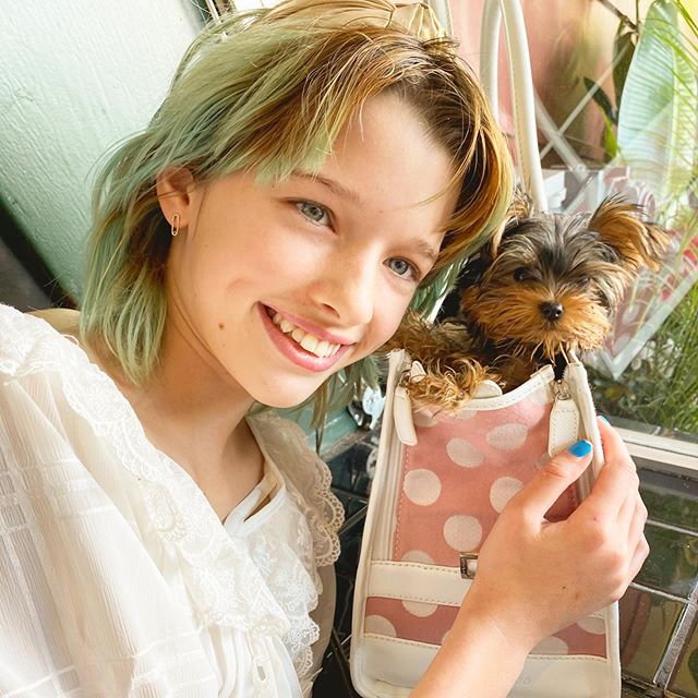 Photo of La hija de Milla Jovovich,  protagonizara la versión real que Disney prepara de su clásico ‘Peter Pan’