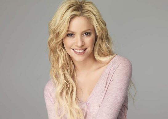 Photo of Shakira niega tener problemas con Antonella Rocuzzo