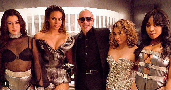 Photo of Pitbull junto a Fifth Harmony estrenan ‘Por Favor’