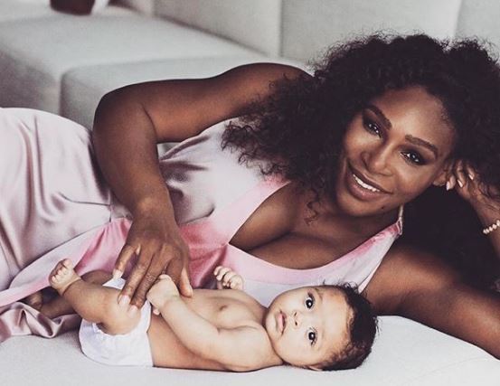 Photo of Serena Williams posa con su hija