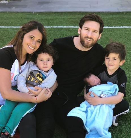 Photo of Leo Messi y Antonella Roccuzzo presentan a su tercer hijo