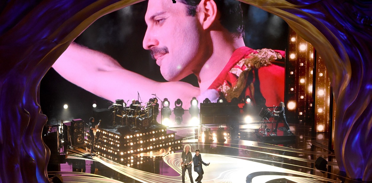 Photo of Queen y el vocalista Adam Lambert dieron gran concierto en los Oscars